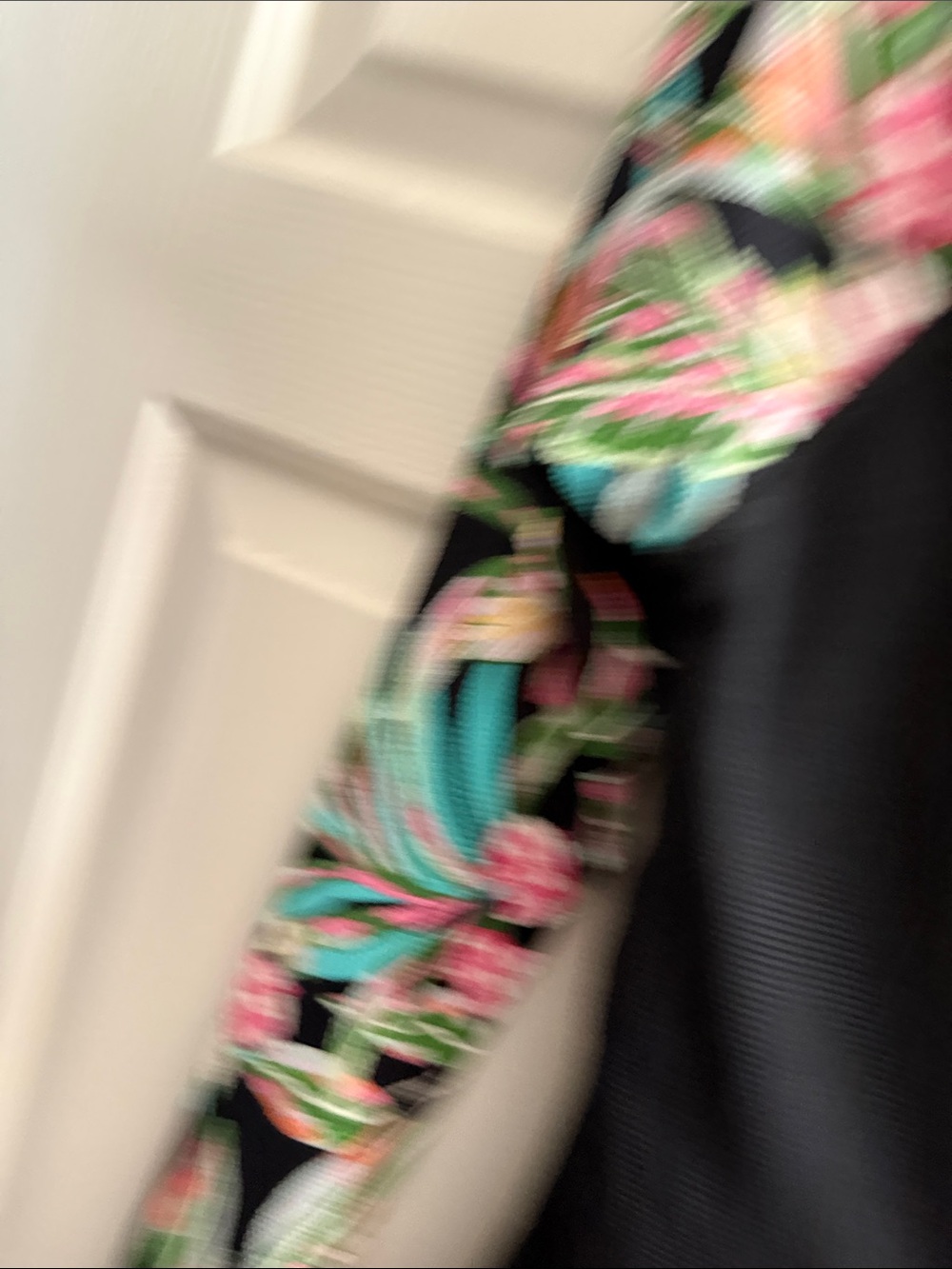 Hurley Black Floral Long Sleeve Rash Guard One Piece Swimsuit UPF 50 Size L - Picture 6 of 17